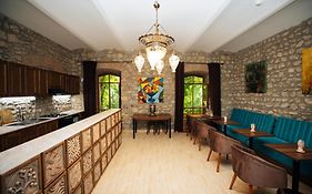 Art Hotel By Abad Guest